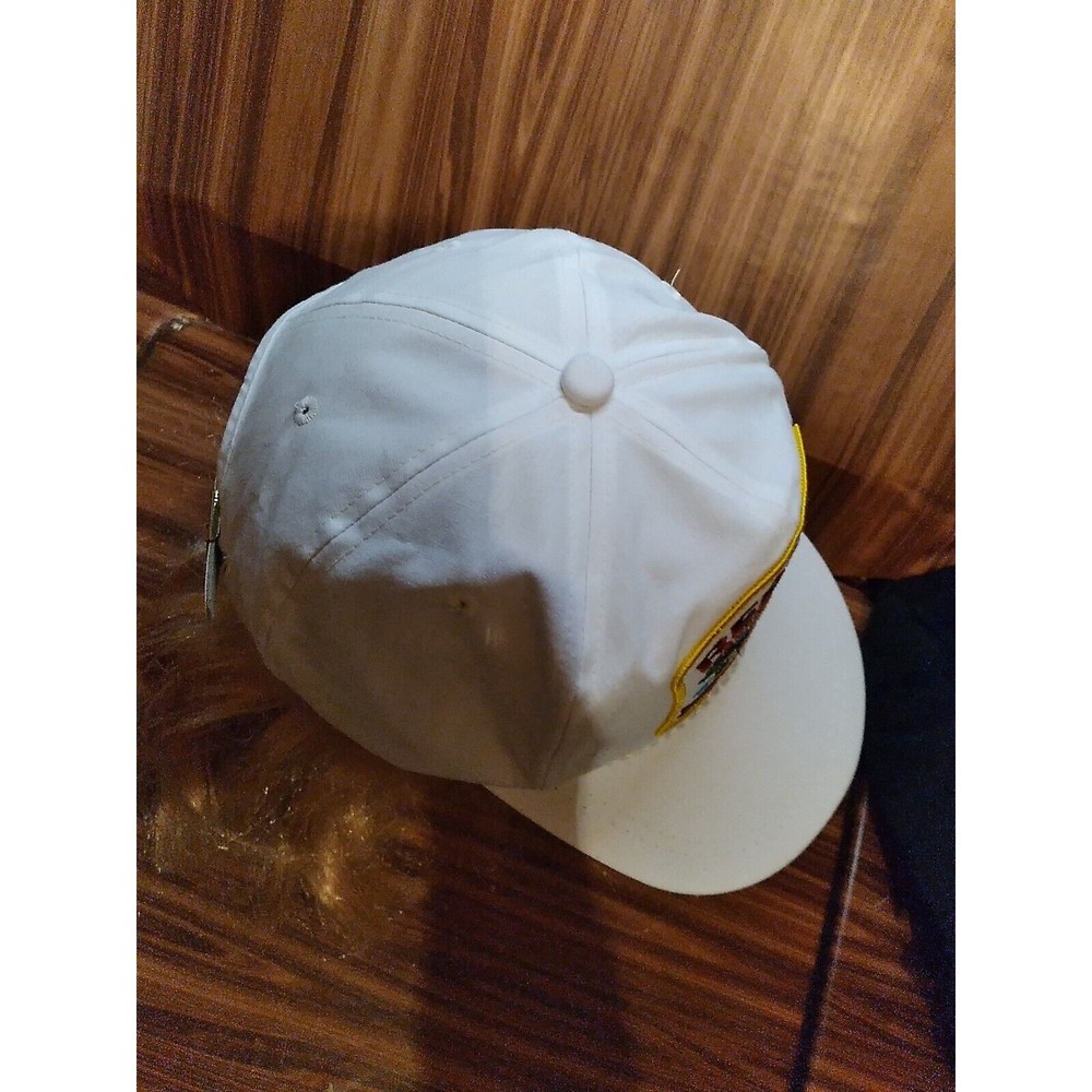 Vintage 1990’s RED MAN Patch Fishing Tournament White Snap Back Trucker Hat - Picture 6 of 9